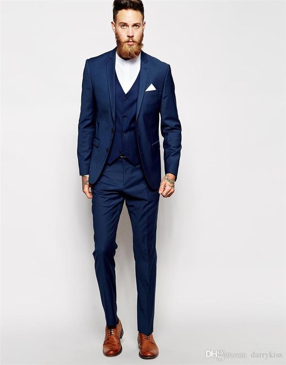 How to Choose the Perfect Wedding Suit: A Comprehensive Guide