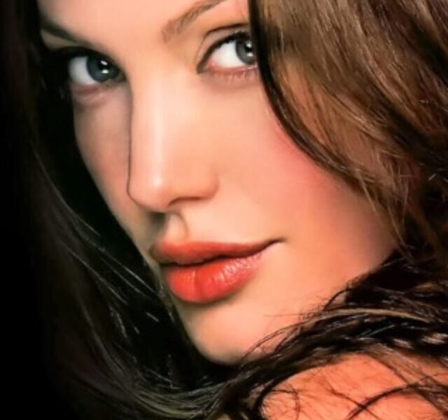 Angelina Jolie
