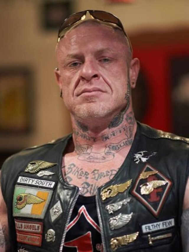 OUTLAW RIDERS: NOTORIOUS MOTORCYCLE CLUBS