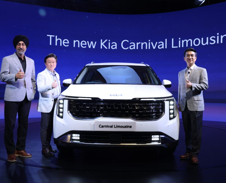 3K4A7218 Carnival Limousine: A New World of Luxury & Tech