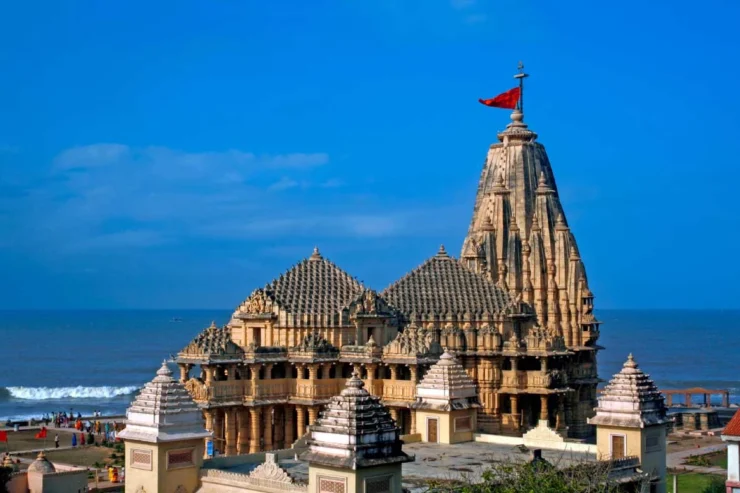 Somnath temple history, visiting Somnath temple , hindu temples in india, cultural significance of Somnath, how to reach Somnath temple