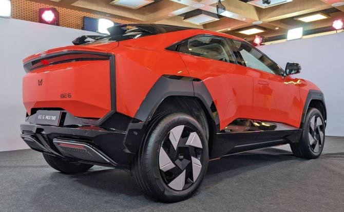 mahindra be 6, mahindra be 6 e, be 6 mahindra, mahindra be 6 pov, 2025 mahindra be 6, mahindra be 6 2025, mahindra be 6 pack 2, mahindra be 6 price, mahindra be 6 range, mahindra be 6 drift, mahindra be 6 speed, mahindra be 6 review, mahindra be 6 launch, mahindra be 6 pack one, mahindra be 6 concept, be 6 price mahindra, mahindra be 6 and xuv 9e, mahindra be 6 top speed, mahindra be 6 and xev 9e, mahindra be 6 features, mahindra be 6 interior, mahindra be 6 electric, mahindra be 6 base model, mahindra be 6 test drive
