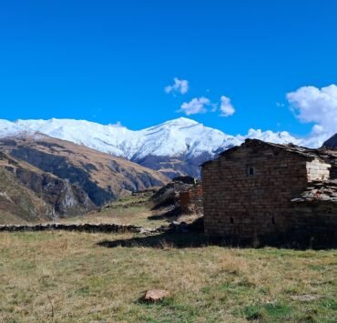 Remotest village in Uttarakhand, offbeat villages Uttarakhand, hidden villages in Uttarakhand, Milan village Uttarakhand, mana village Uttarakhand, niti valley travel india, sankri village trek, kalap pindari glacier trek, liti kumaon travel, Uttarakhand offbeat travel guide, how to reach mana from Delhi, best time to visit Milan village