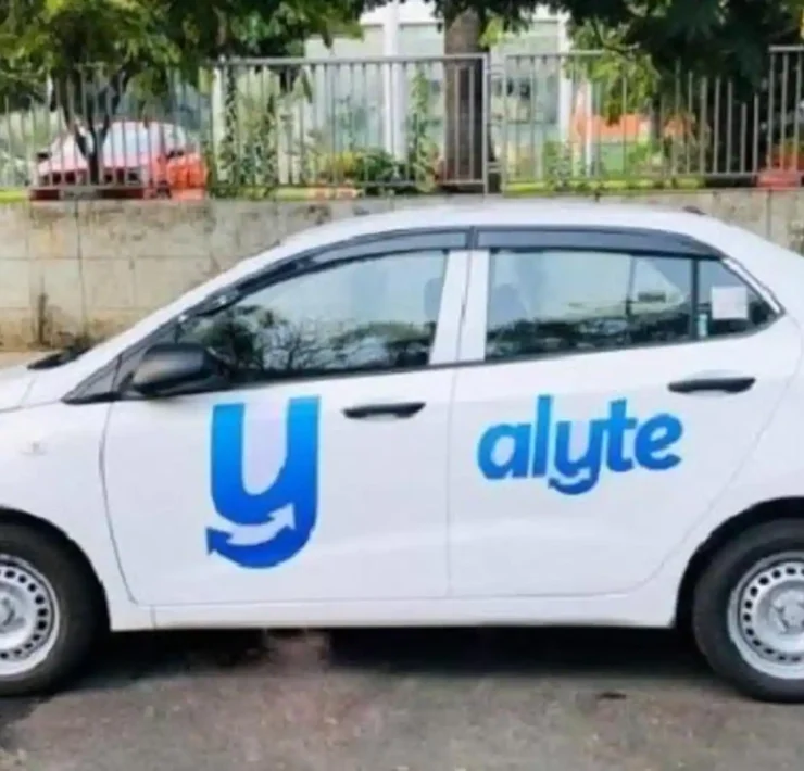Mahindra Logistics Alyte, Alyte mobility service India, Premium B2C ride service Delhi NCR, Mahindra Logistics new launch 2025, Alyte Privé electric vehicle rides, Surge-free cab service India, Mahindra airport transfer service, Tech-enabled ride-hailing service India, Premium chauffeur service India, Sustainable urban mobility solutions