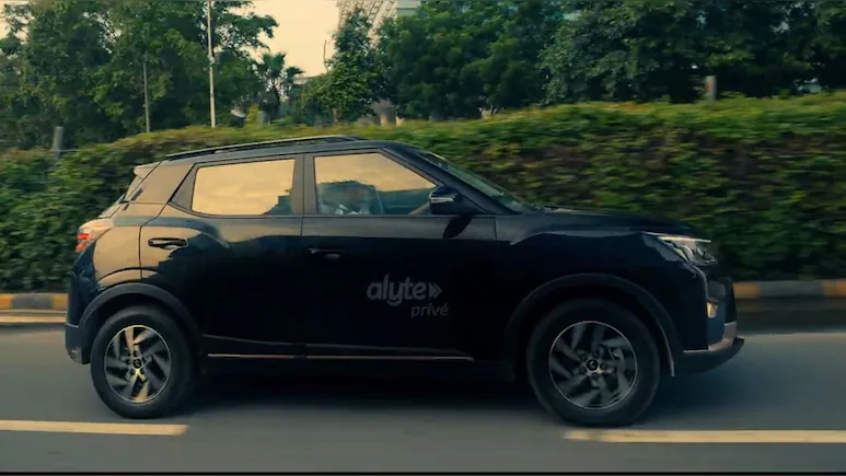 Mahindra Logistics Alyte, Alyte mobility service India, Premium B2C ride service Delhi NCR, Mahindra Logistics new launch 2025, Alyte Privé electric vehicle rides, Surge-free cab service India, Mahindra airport transfer service, Tech-enabled ride-hailing service India, Premium chauffeur service India, Sustainable urban mobility solutions