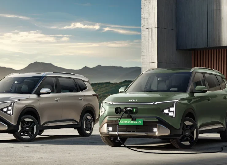 Kia Carens Clavis EV, Carens EV HTX E, Kia Carens EV price, Kia Carens 2025, Carens EV range, Kia Carens features, Kia electric car India, Kia EV SUV, 51.4kWh battery, EV under 20 lakh.